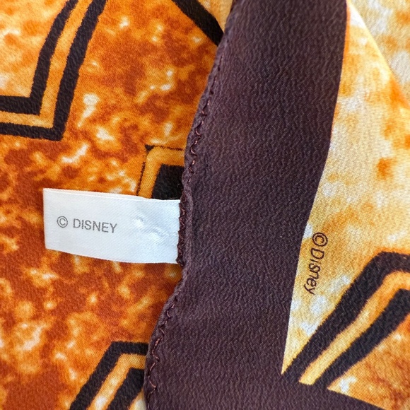 Disney The Lion King Silk Scarf – 33” Square – Pristine Condition 🦁 - Picture 10 of 10